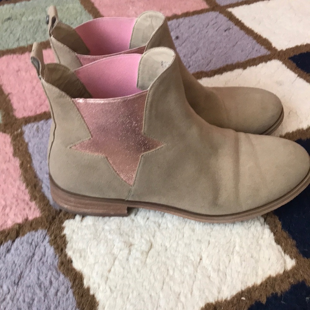 Girls Tan ankle Boots